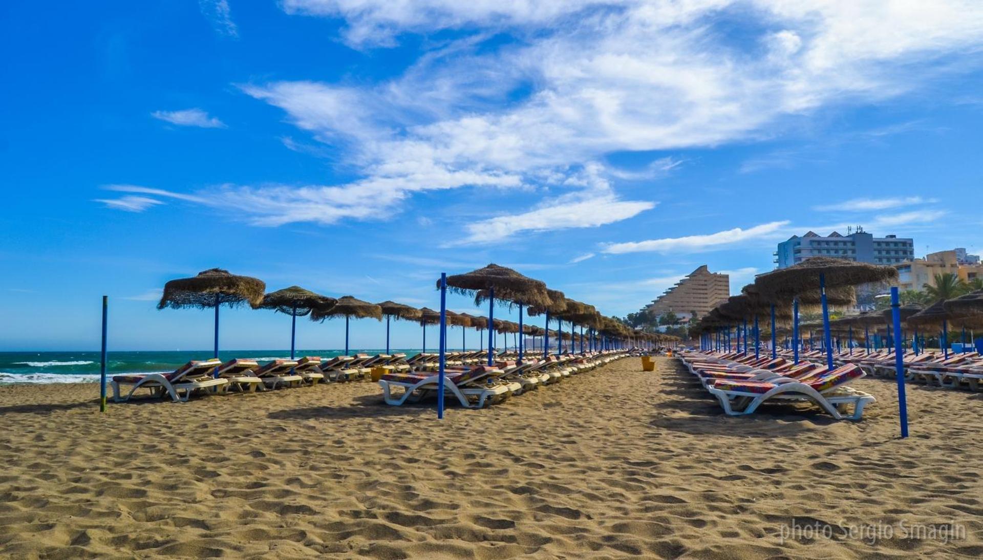 119 Iris Apartamentos - Piscina - Playa Cercana- Ubicacion Centrica 베날마데나코스타 외부 사진